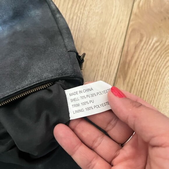 Stylish Grey Purse - Picture 4 of 11